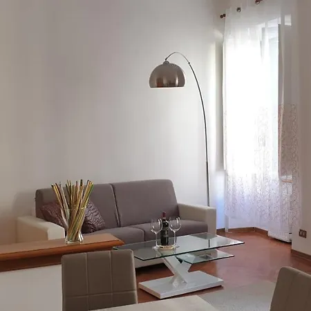 Casa Tua Coliseum Apartment *