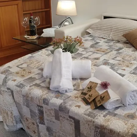 Casa Tua Coliseum Apartment *